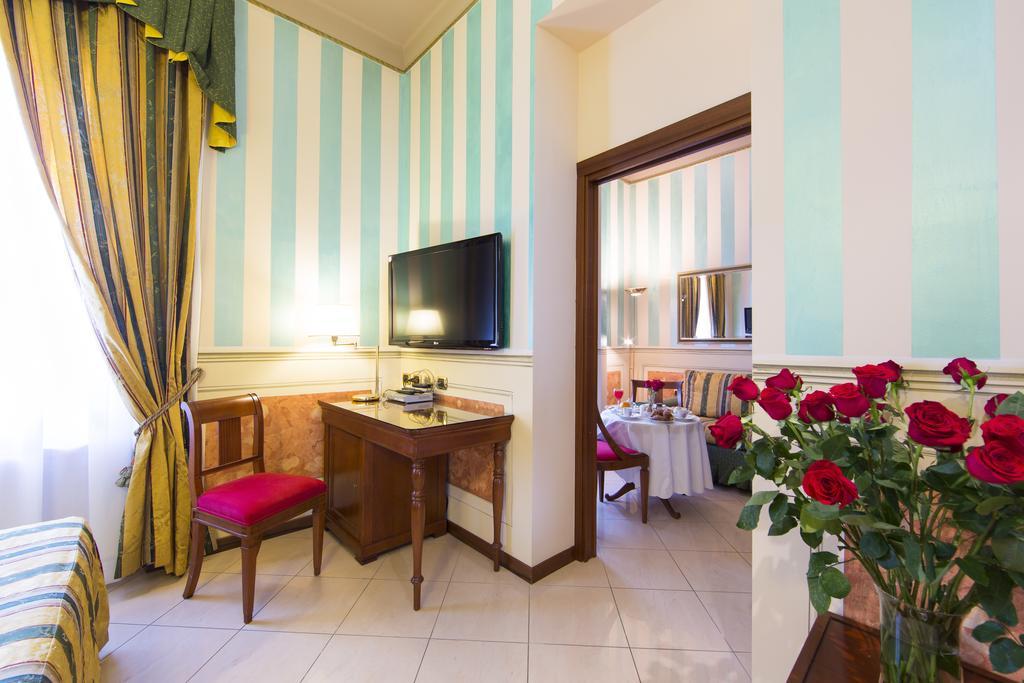 Hotel Londra Алессандрия Номер фото
